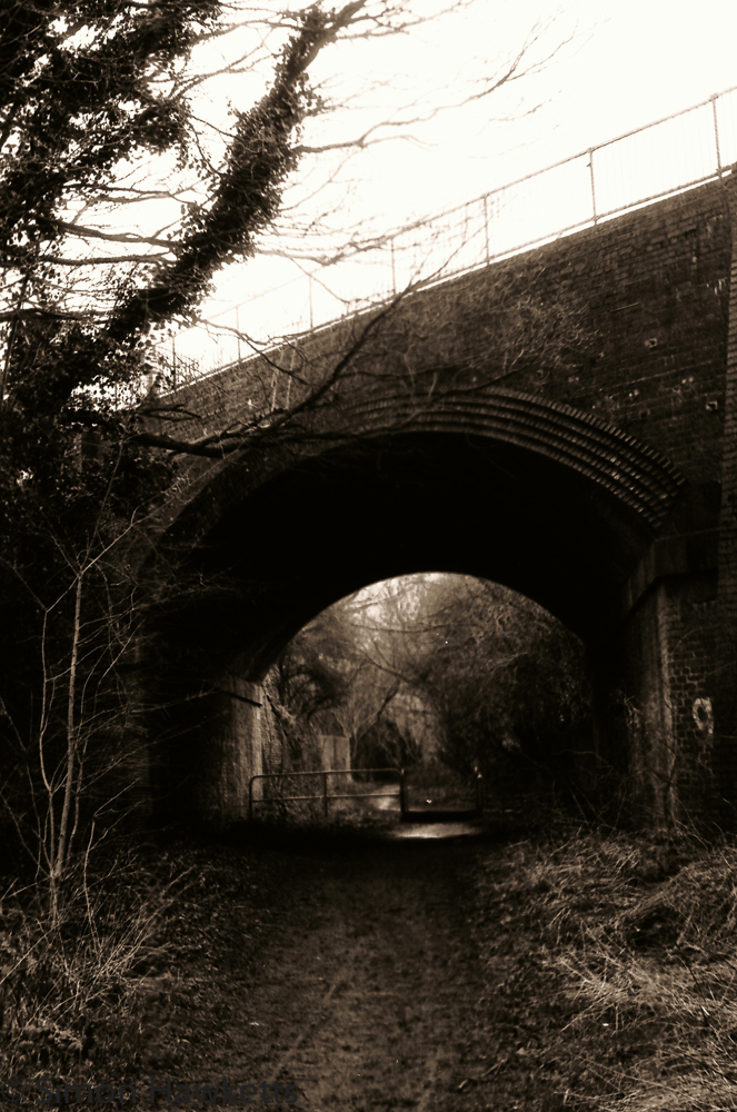 Yashica MG-1 sample pictures - Railway bridge