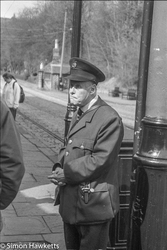 Pentax MZ-3 and Ilford HP5+ - Driver